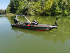 Metal V-King Pro Guide Yamaha 115 SHO