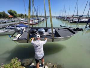 Zander Craft Epropulsion Navy 3.0, Minn Kota Terrova