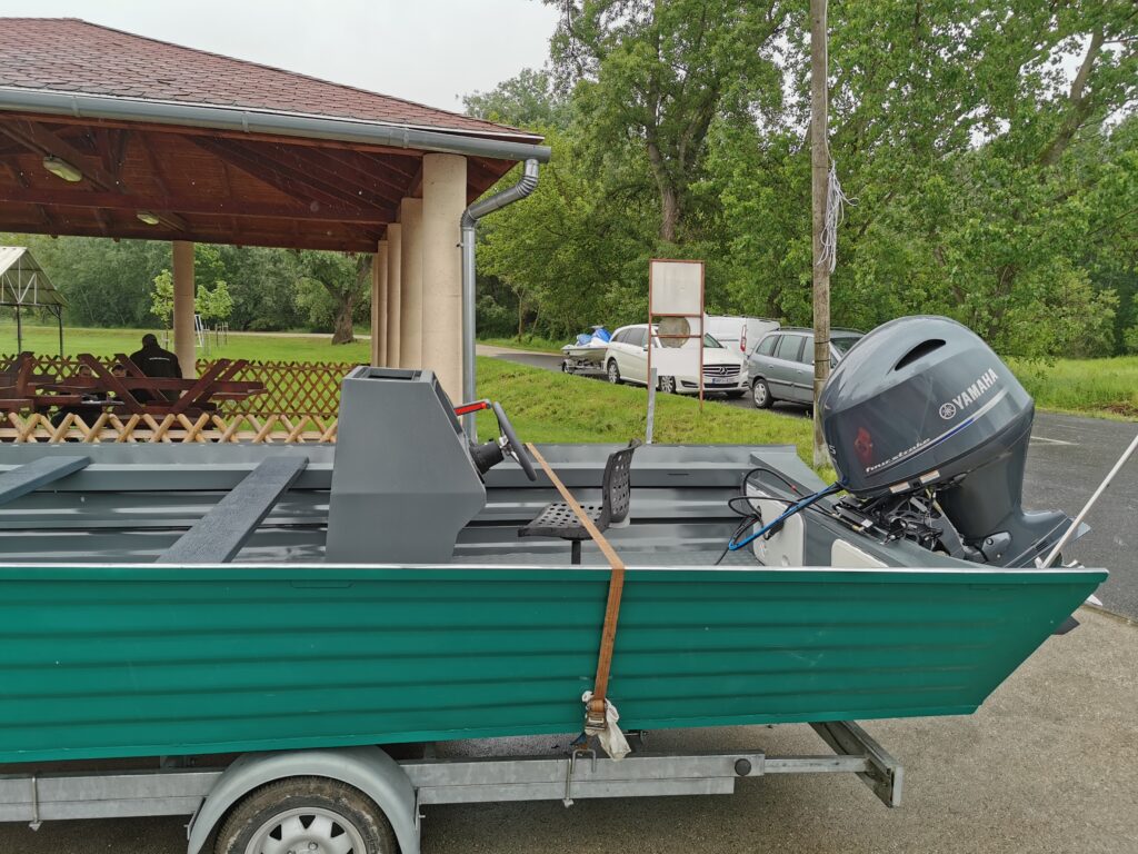 Bass Boat 6,7x1,75x2,4x0,65