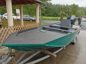 Bass Boat 6,7x1,75x2,4x0,65