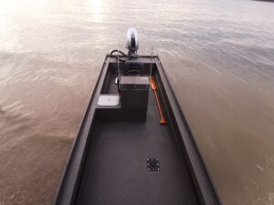 Bass Boat 5,8x1,25xx1,7 m